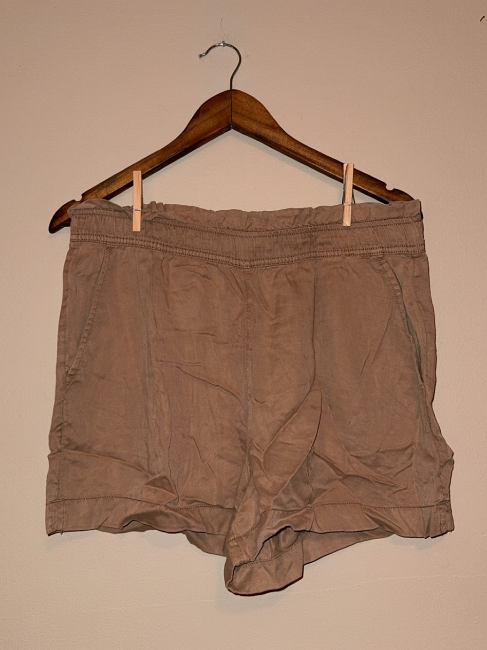 C&C California Women's Casual Elastic Waist Shorts - Brown